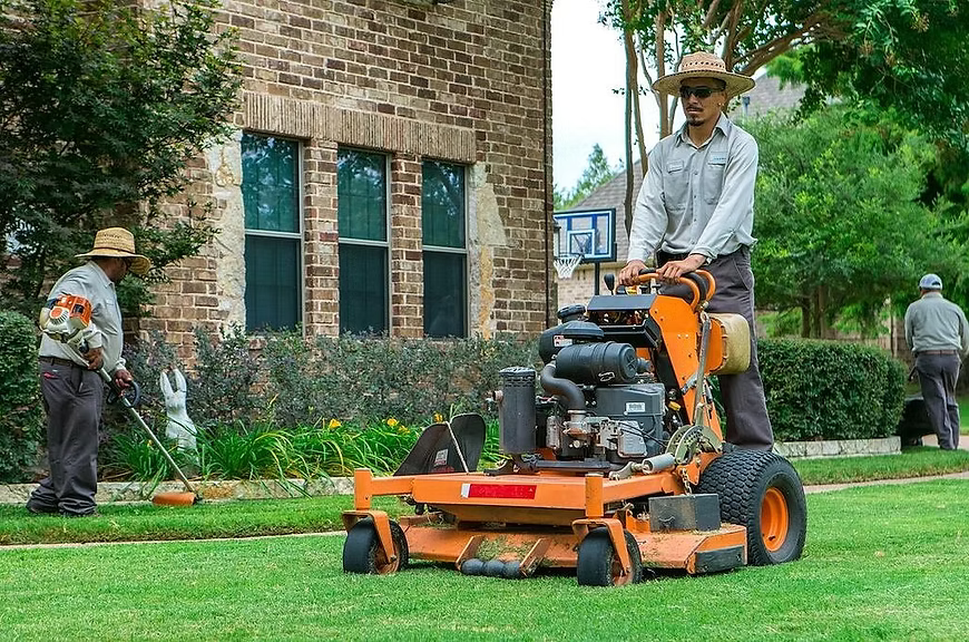 Professional scheduled lawn mowing service in North Texas by Extensive Lawn & Landscape